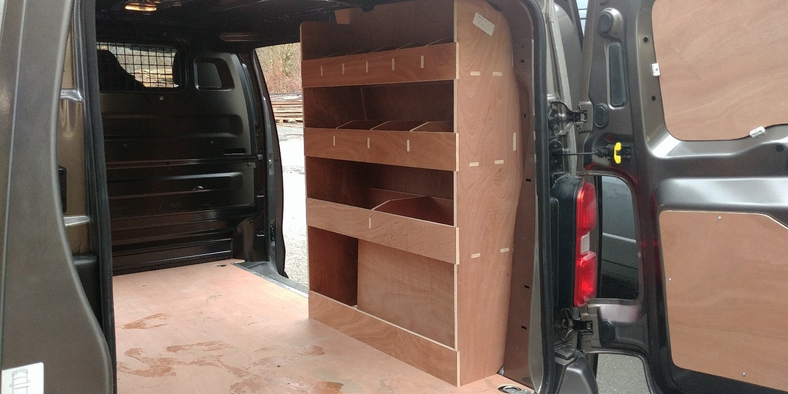 Vauxhall Vivaro MWB 2019+ rear unit plywood commercial vehicle van parts for Vauxhall Vivaro models.