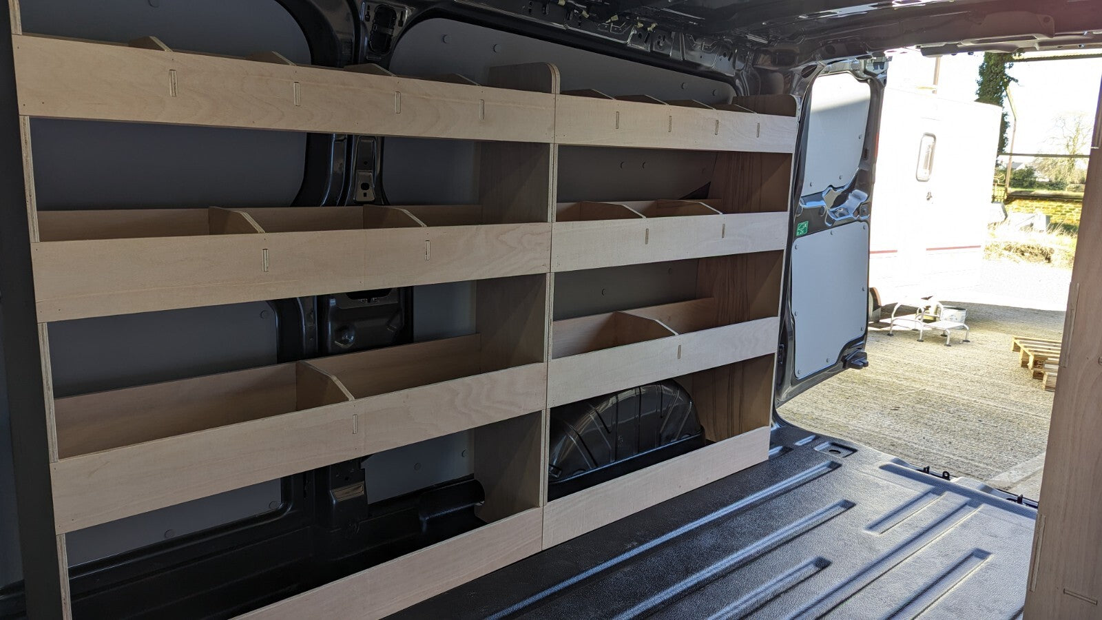 VW Transporter T7 SWB triple unit van shelving tool organiser for commercial vehicle storage and organisation.